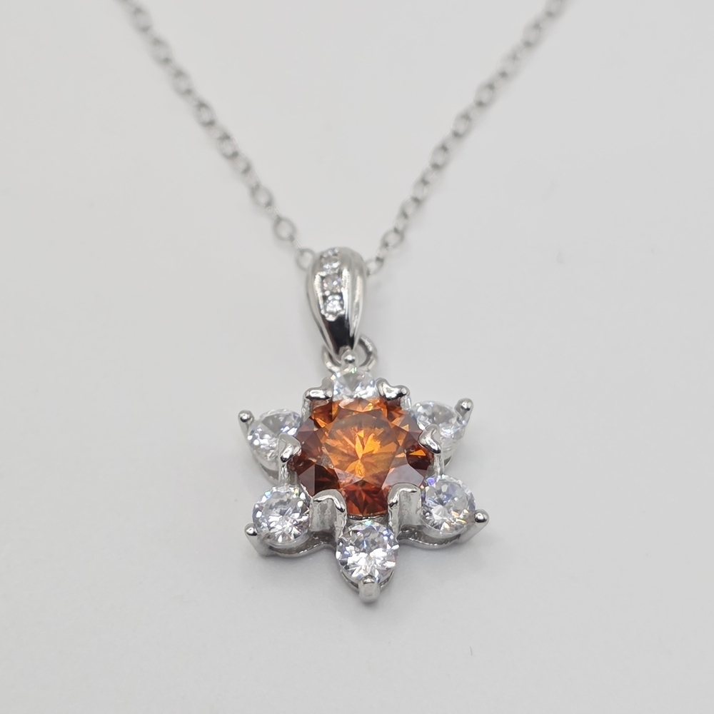 1CTW Dainty MOISSANITE SUNFLOWER Pendant Necklace
